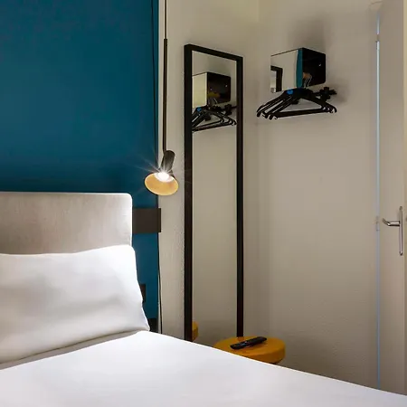 Ibis Centre Prefecture Hotel