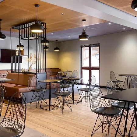 Ibis Centre Prefecture Hotel