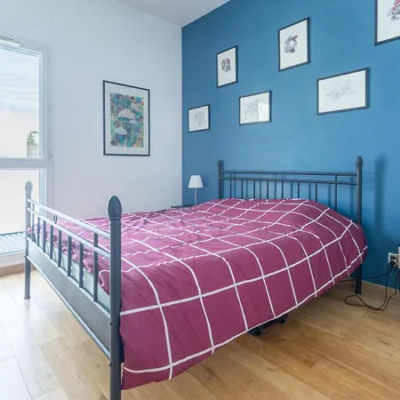 Le Duplex Des Catalans Apartment