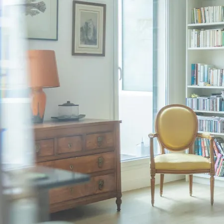 Le Duplex Des Catalans Apartment