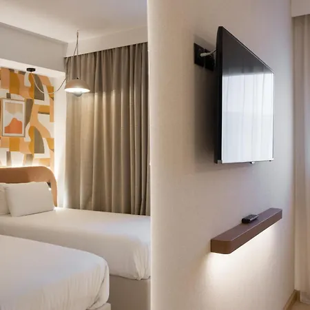 Kyriad Palais Des Congres - Velodrome - Ibis Styles A Partir Du 13 Mai 2025 3* Marseille
