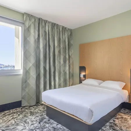Les Ports Hotel
