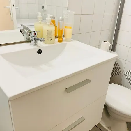 Acces Direct A La Gare Apartment *