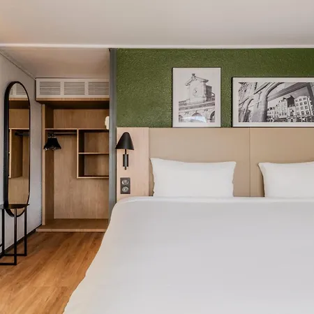 Campanile Saint Antoine Hotel 3*