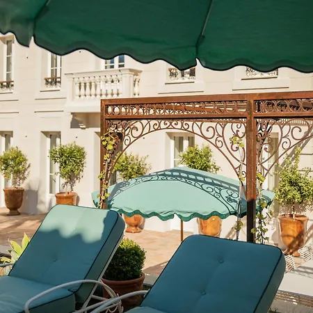 Paquerette, Villa Marseille