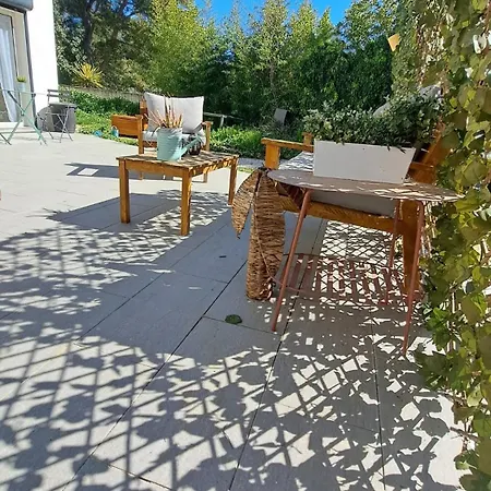 Apartment T2 Avec Terrasse Calme Absolue Dans