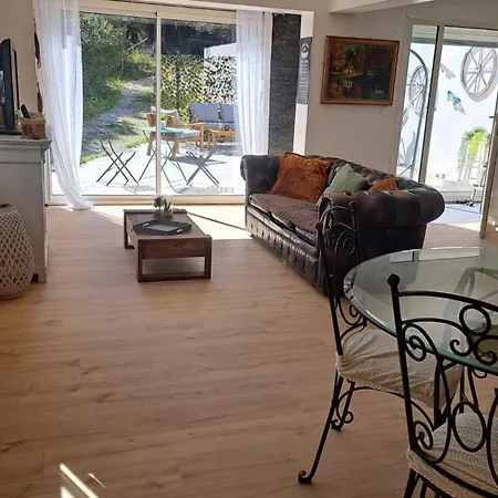 T2 Avec Terrasse Calme Absolue Dans * Marseille