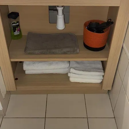 Apartment Beau Prado Parc Piscine Stade Marseille
