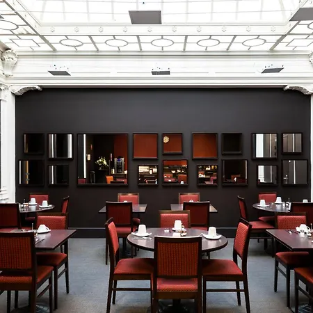 Escale Oceania Vieux Port 3* Marsilya