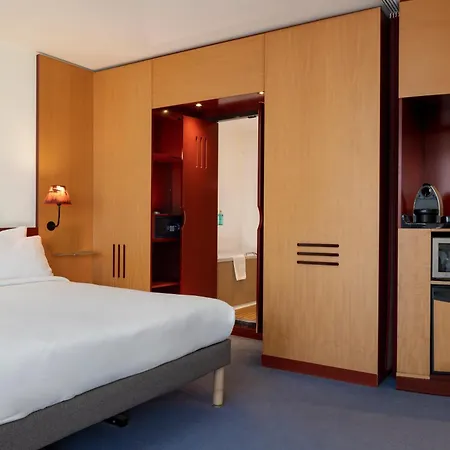 Otel Novotel Centre Euromed Marsilya