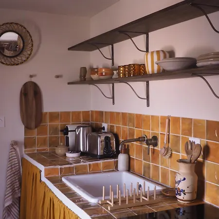 Les De La Releve Bed & Breakfast Marseille