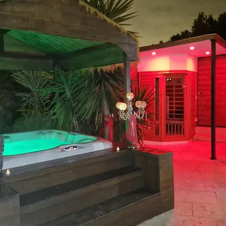 Les Pins De Palama Apartment *