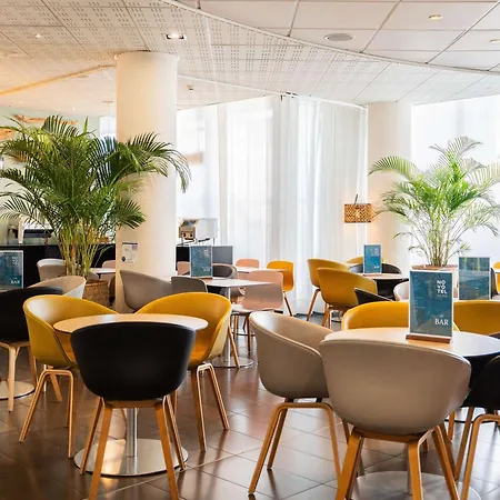 Otel Novotel Centre Euromed 4*