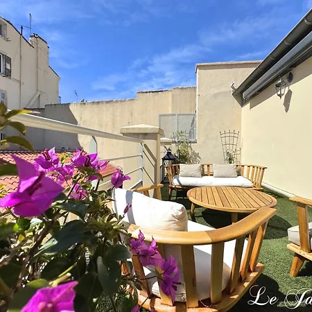 Du Vieux Port Aparthotel 4*