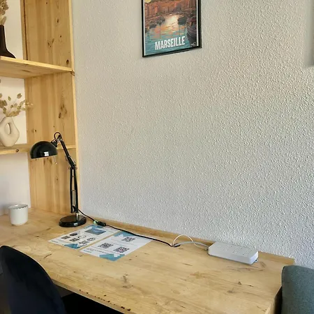 Chez Martin - Confort Proche Hopitaux Universitaires Timone Conception - Quartier St Pierre Apartment *