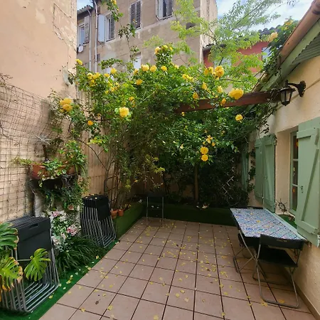 2p. Jardin Calme Centre-ville * Marsilya