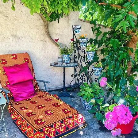 Villa Maison Au Calme Avec Jardin *