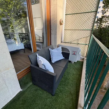 2 Proche Apartment *