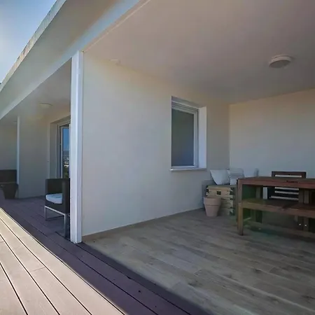 Maison Sur Les Toits A Marseille