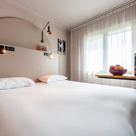 Ibis Styles Centre Prado Place Castellane Hotel Marseille
