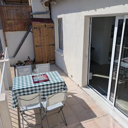 2br With Quiet Terrace In The Center Apartamento Marsella
