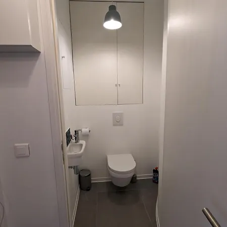 2br With Quiet Terrace In The Center Apartamento