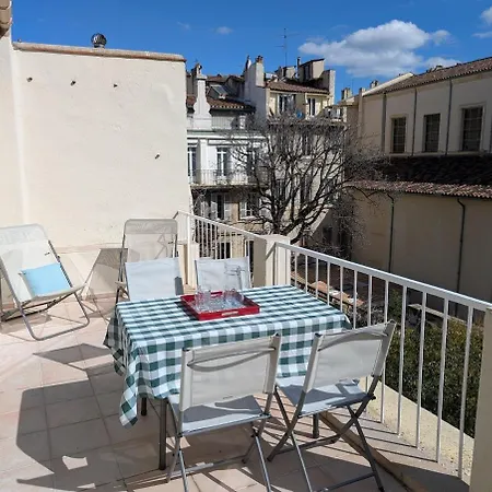Apartment 2br With Quiet Terrace In The Center Marseille