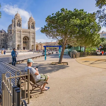 Le Palais Longchamp, Lumineux Emplacement Ideal *