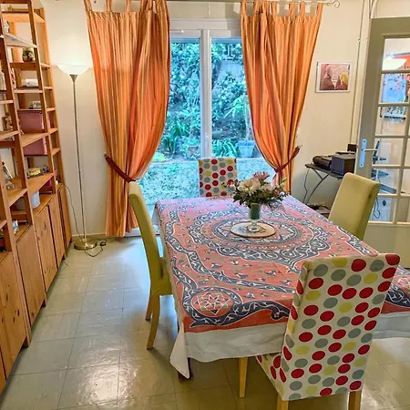 Maison Au Calme Avec Jardin Villa *