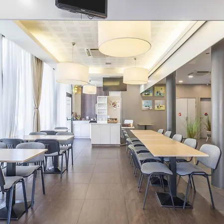 מלון Centre La Timone