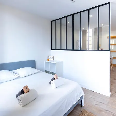 Superb 56 M Near Vieux-port And The Panier Apartment
