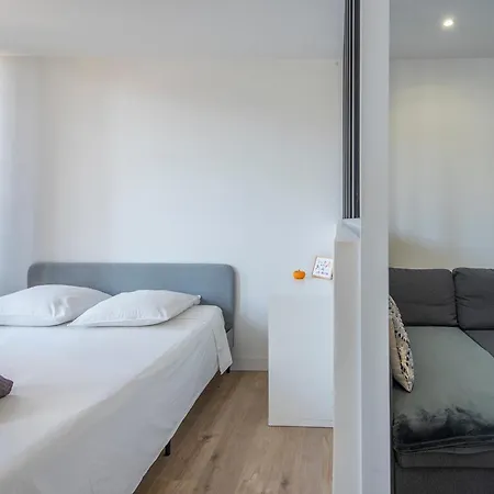 Apartment Superb 56 M Near Vieux-port And The Panier