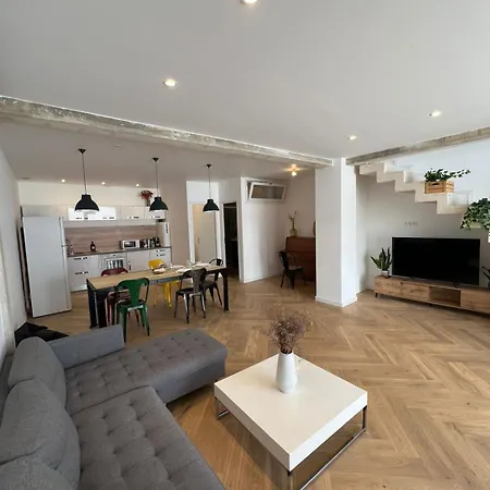 Maison Localisation Ideale Proche Gare Saint Charles - Friche Belle De Mai Et Centre Holiday home Marseille