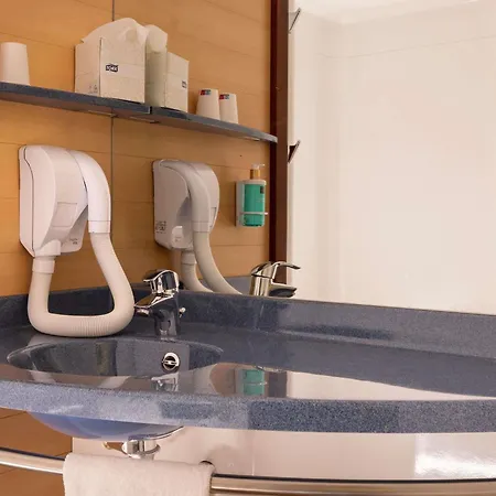 Hotel Novotel Centre Euromed 4*