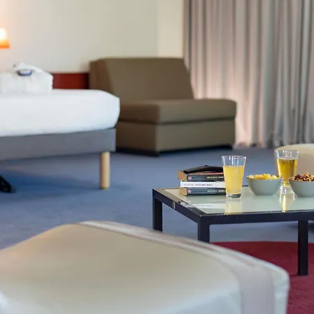 Novotel Centre Euromed 4*