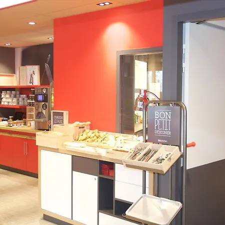 Ibis Timone Hotel 3*