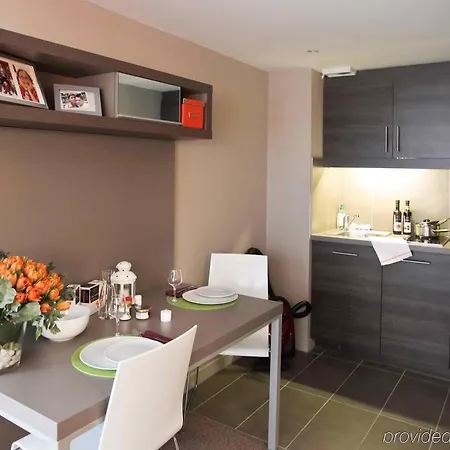 Adagio Vieux Port 4*
