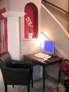 Hotel Lutetia 2*