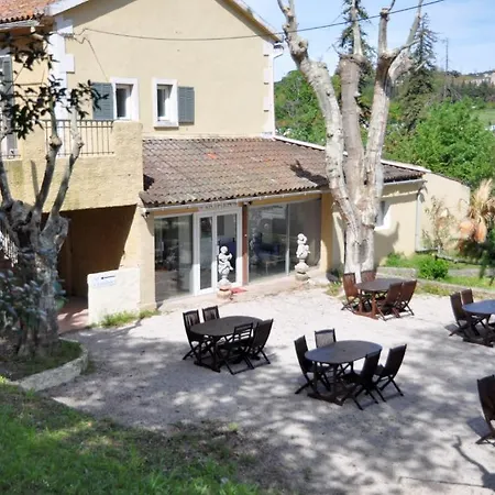 La Maillane Hotel 2*