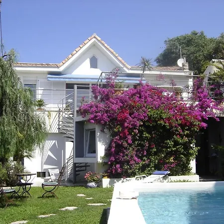 D'hotes Habitation Bougainville Bed & Breakfast Marseille