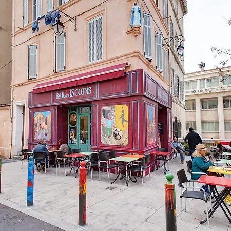 Des 13 Cantons Apartment