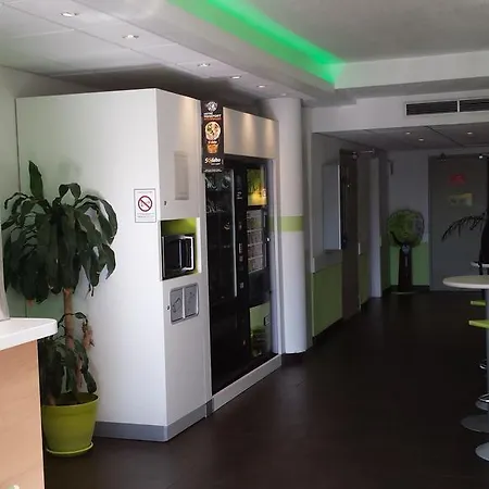 Ibis Budget Valentine Marselha