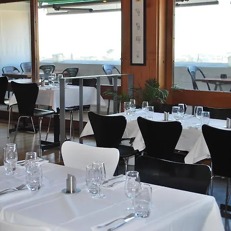 Hotel Le Corbusier 3*