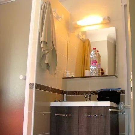 Hotel Ariana 3*