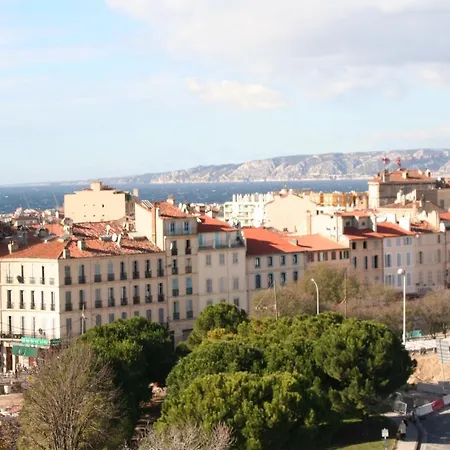 Le Village 76 M2 Climatisation 1Er Arrondissement Gare A Pied Box Parking Possible