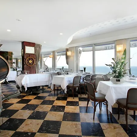 Otel Le Rhul