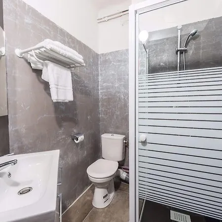 Le Royal Aparthotel 3*