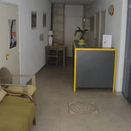 Meublee Services Aparthotel *