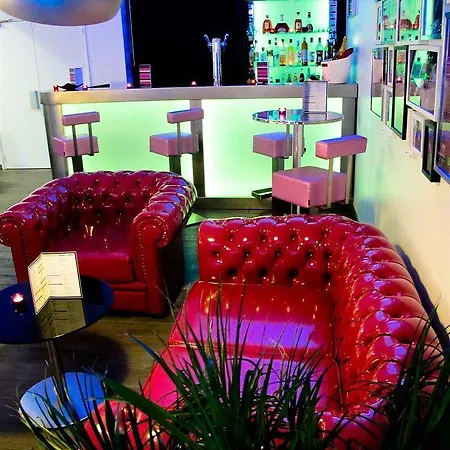 Music Hotel