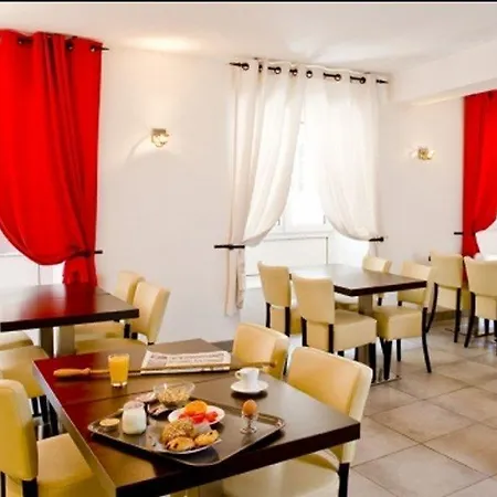 Carre Vieux Port Hotel 3*